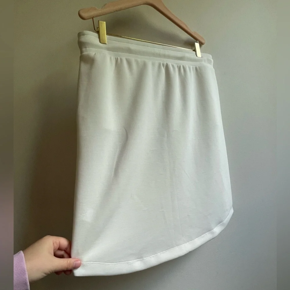 Cable And Gauge Sporty White Skirt Size Large